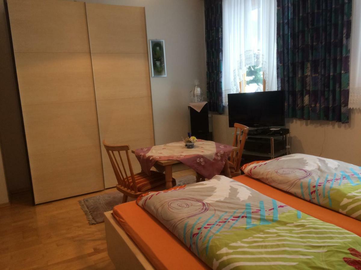 Gaestehaus Ferienwohnungen Lackner Rennweg am Katschberg Luaran gambar